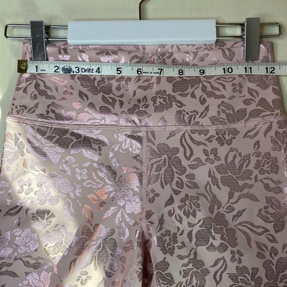 Fabletics Pureluxe Leggings - Picture 8 of 11